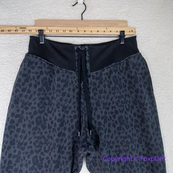 New! Victoria's Secret Cotton High-Rise Fleece Lace-Up Jogger Pants leopard,  XL - Picture 5 of 14